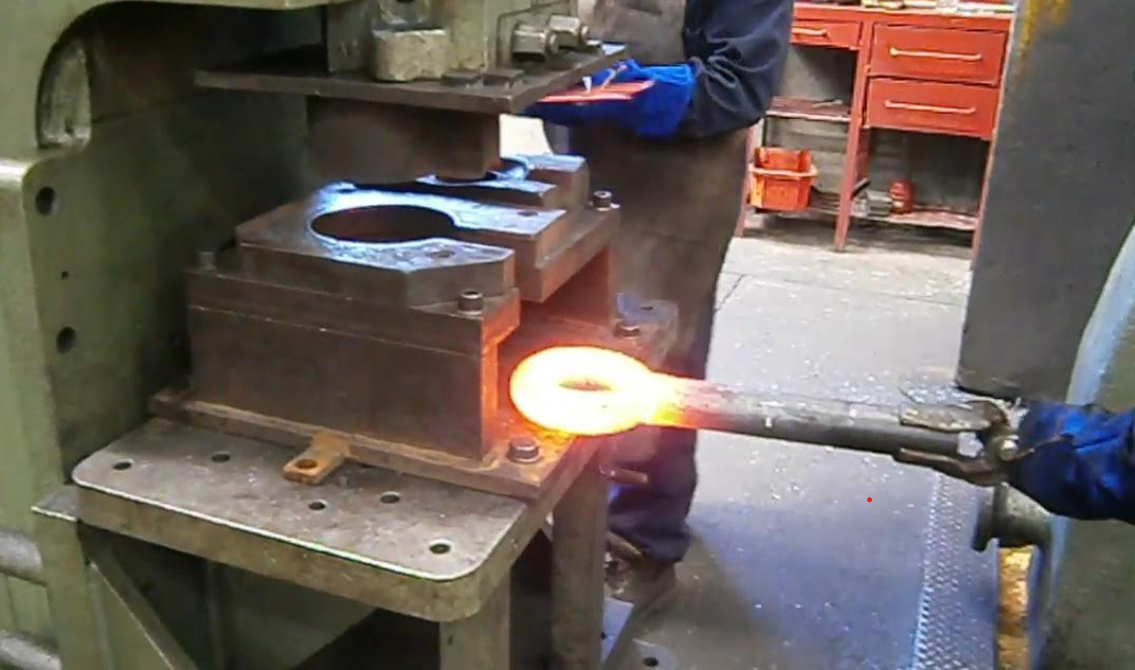 Custom Bolt Manufacturing